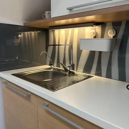 Zenja & Entire - Free Private Parking Apartament *
