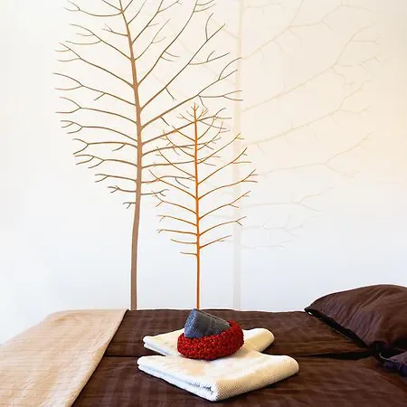 Zenja - With Cozy Garden & Free Private Parking *