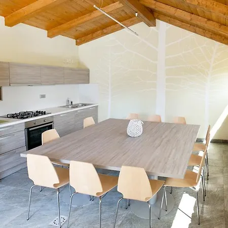 דירה Zenja - With Cozy Garden & Free Private Parking *