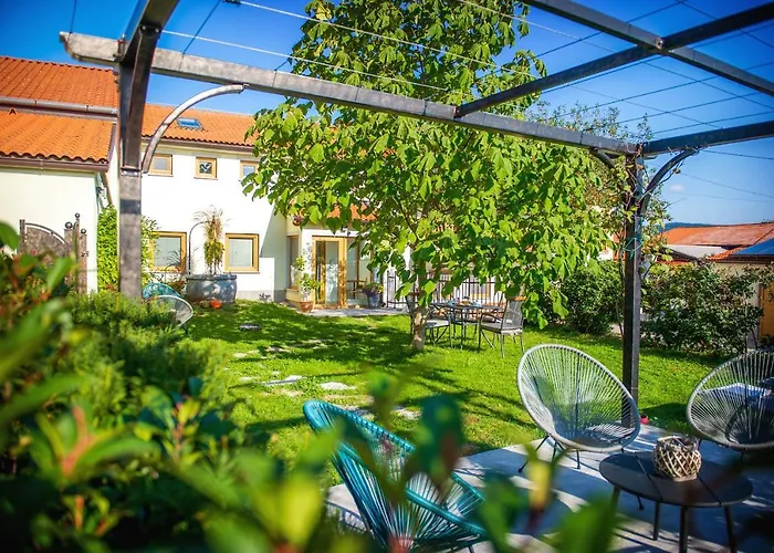 Lejlighed Zenja Apartments - Free Private Parking - Skocjan Caves - Cozy Garden Divača