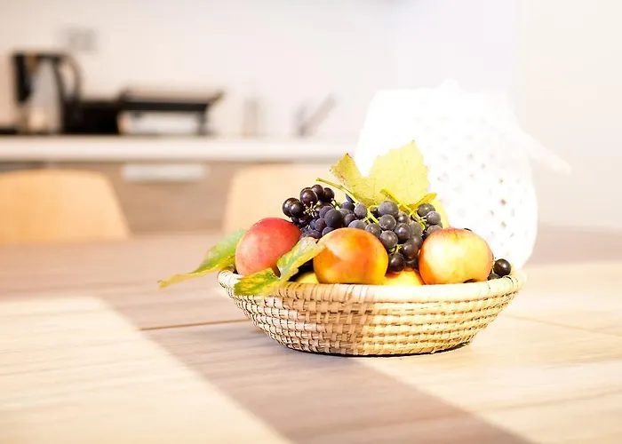 Zenja Apartments - Free Private Parking - Skocjan Caves - Cozy Garden Divača