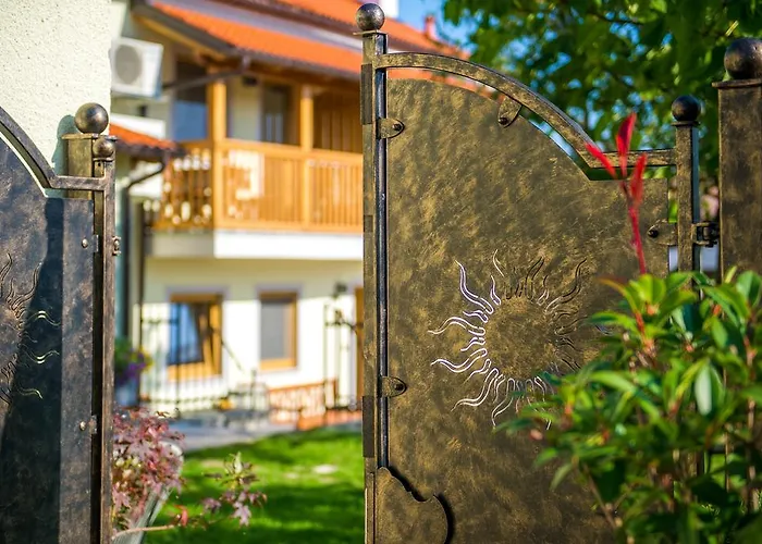 Zenja Apartments - Free Private Parking - Skocjan Caves - Cozy Garden